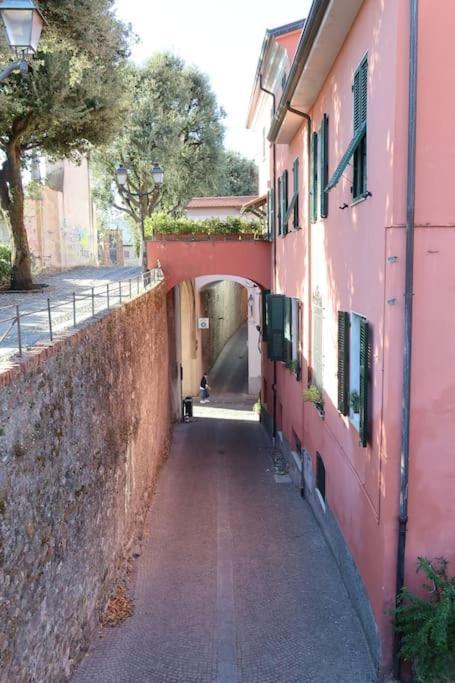 La Casa Di Loris Daire Sarzana Dış mekan fotoğraf