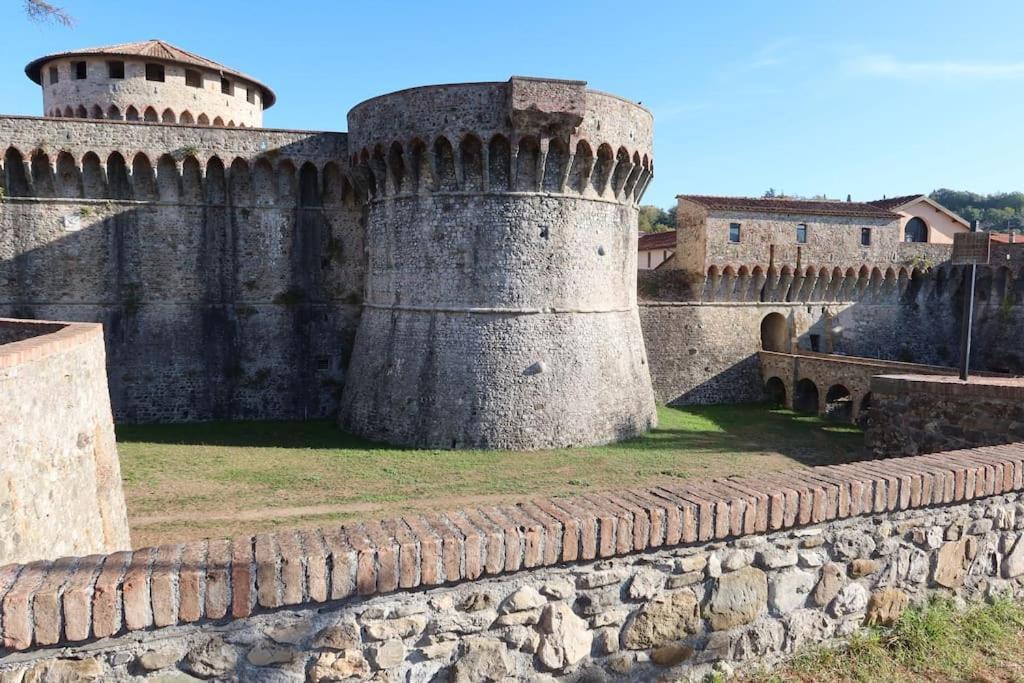La Casa Di Loris Daire Sarzana Dış mekan fotoğraf